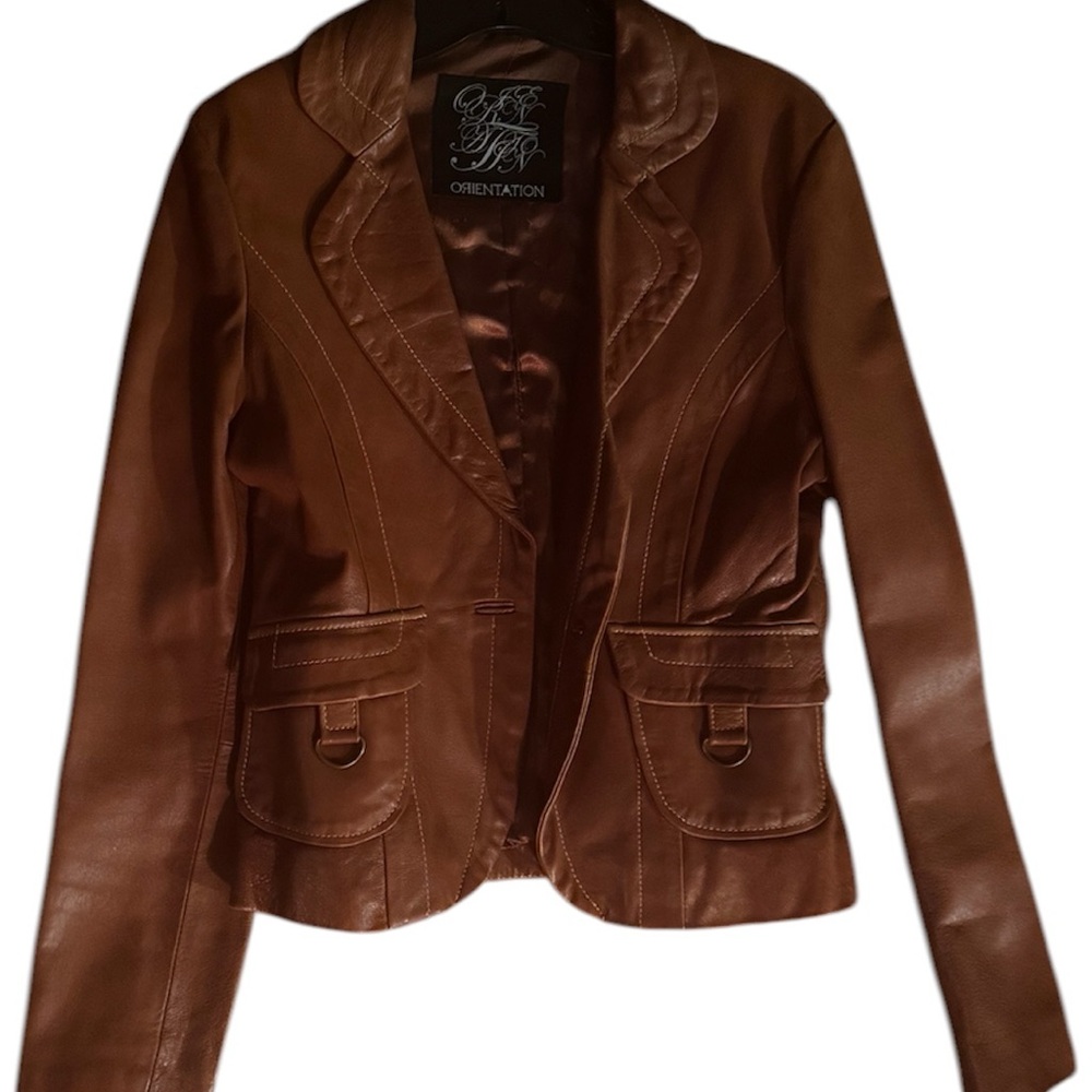 Brown Leather Blazer with Tailored Fit and Notched Lapel